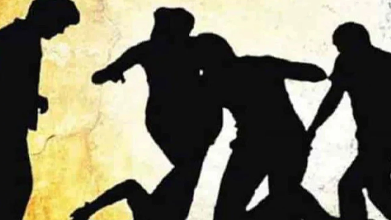 কুলাউড়ায় জমি সংক্রান্ত বিরোধের জেরে হামলায় চারজন আহত