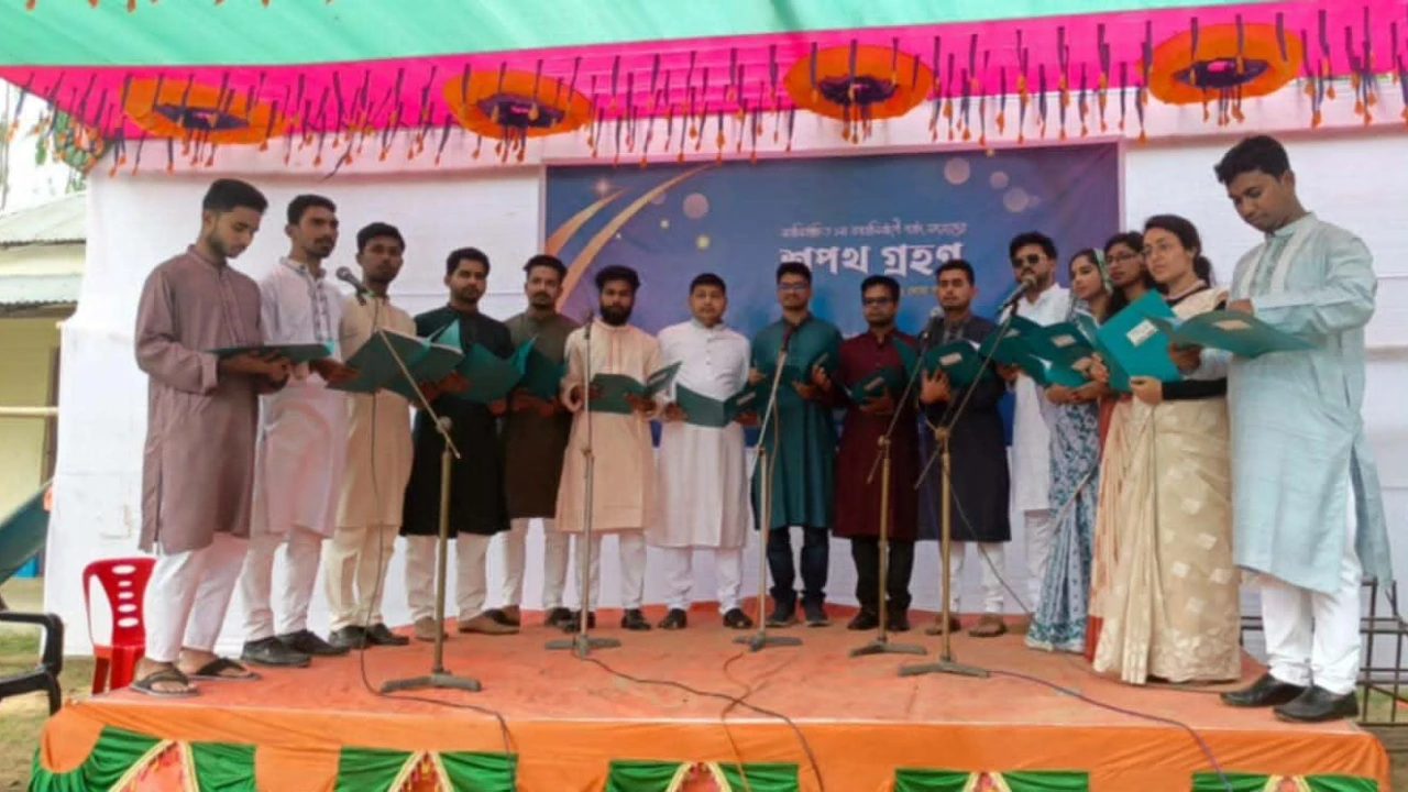 নবউদ্যমে যাত্রা শুরু, উত্তরণ অ্যালামনাইয়ের নতুন কমিটির শপথ
