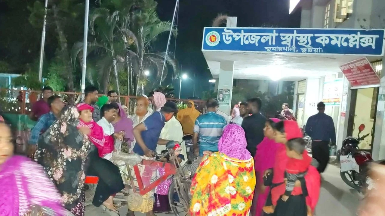 কুষ্টিয়ায় তুচ্ছ ঘটনায় ২ পক্ষের সংঘর্ষ, ৭ জন গুলিবিদ্ধ