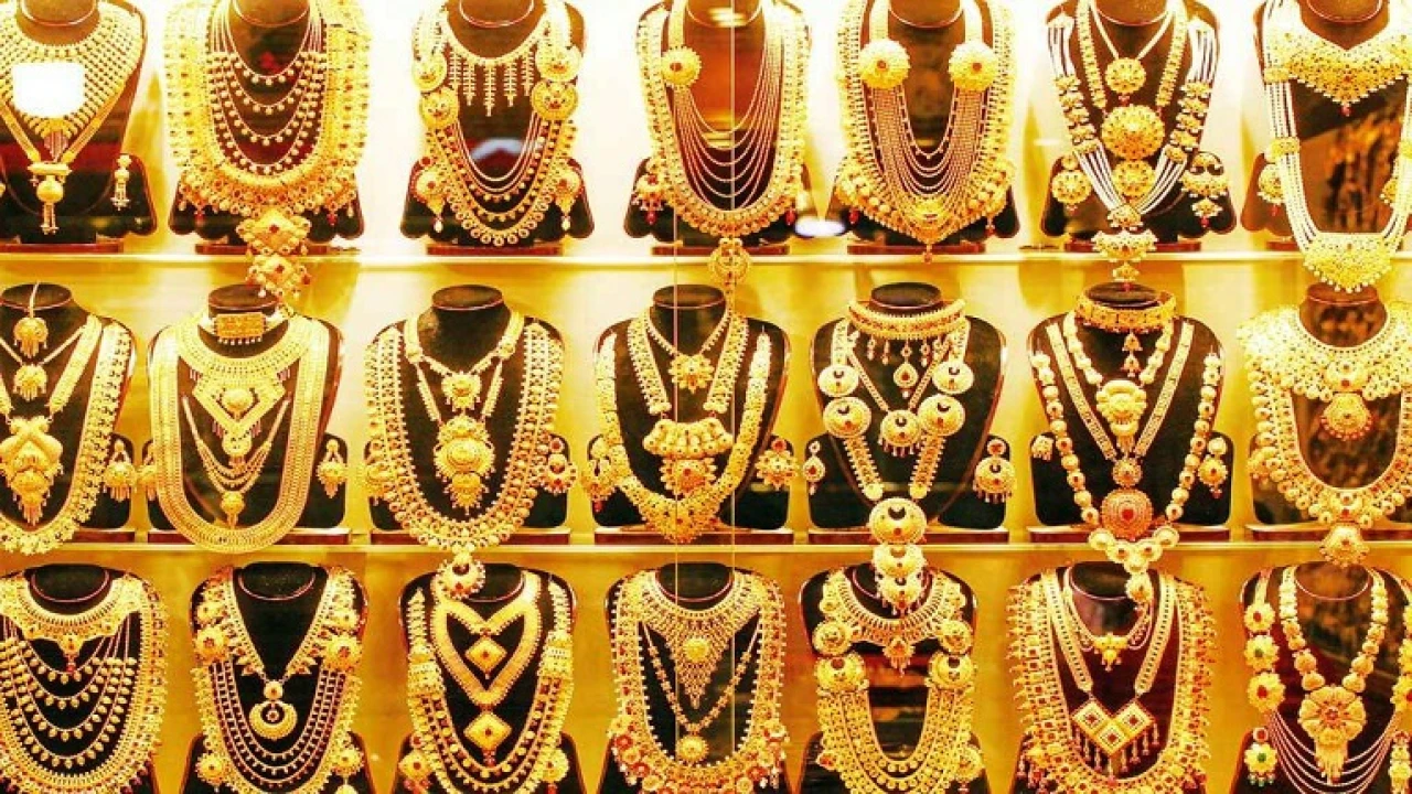 ১০ দিনে ভরিতে কমল ২০ হাজার টাকা