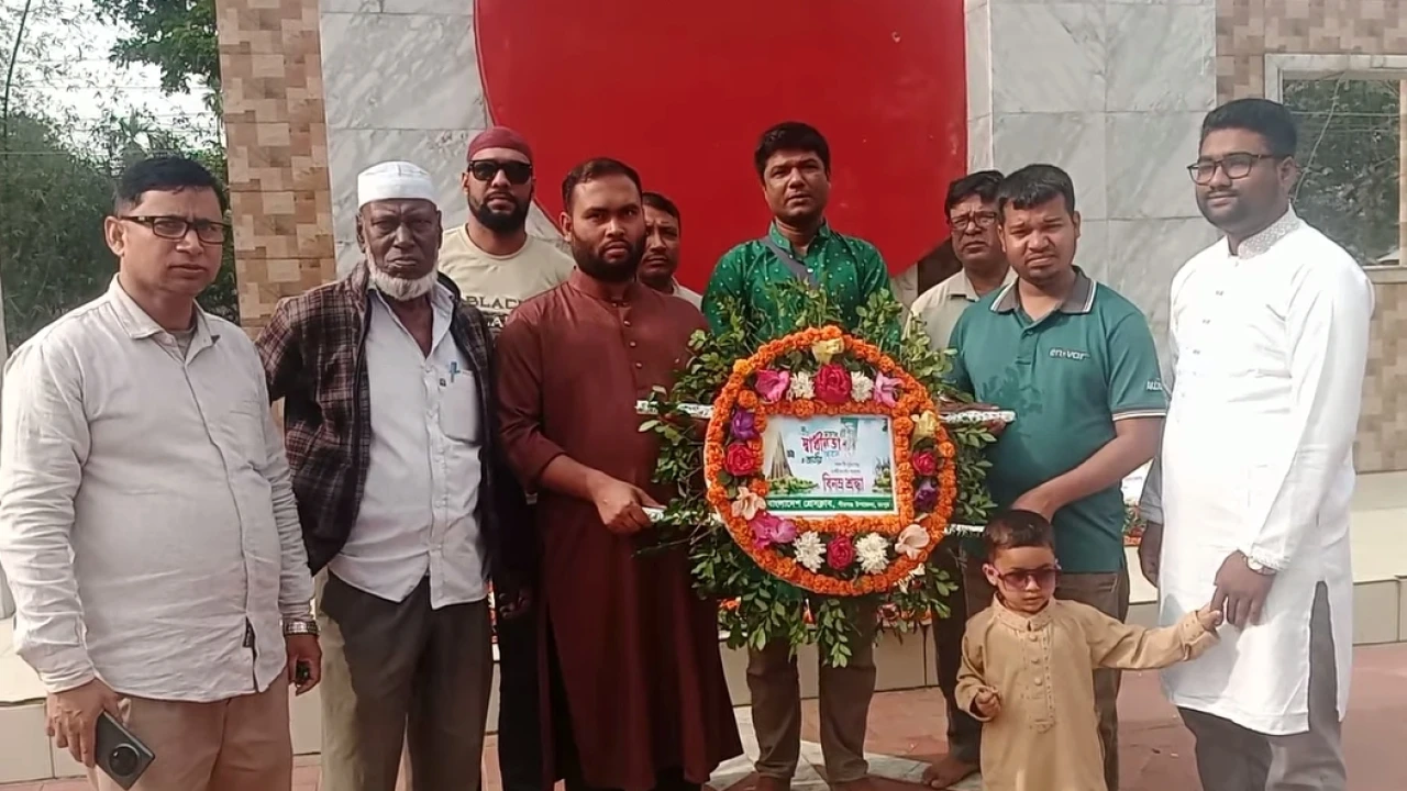 শ্রদ্ধা ও ভালোবাসায় স্বাধীনতা দিবস পালন করল পীরগঞ্জ উপজেলা প্রেস ক্লাব