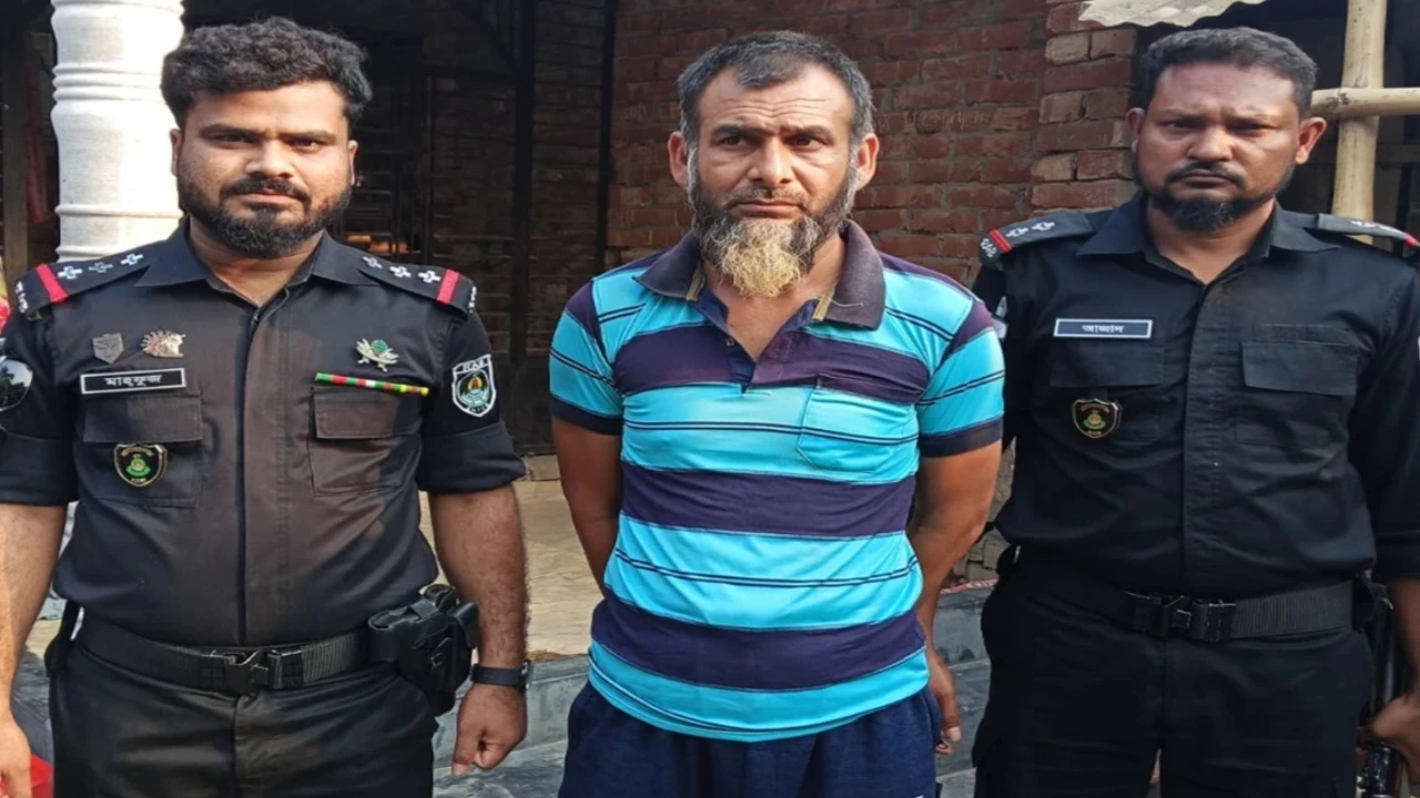 ডিজেল না পেয়ে পাম্প ম্যানেজারকে ট্রাকচাপা দিয়ে হত্যা, ঘাতক চালক বাঘারপাড়া থেকে গ্রেপ্তার