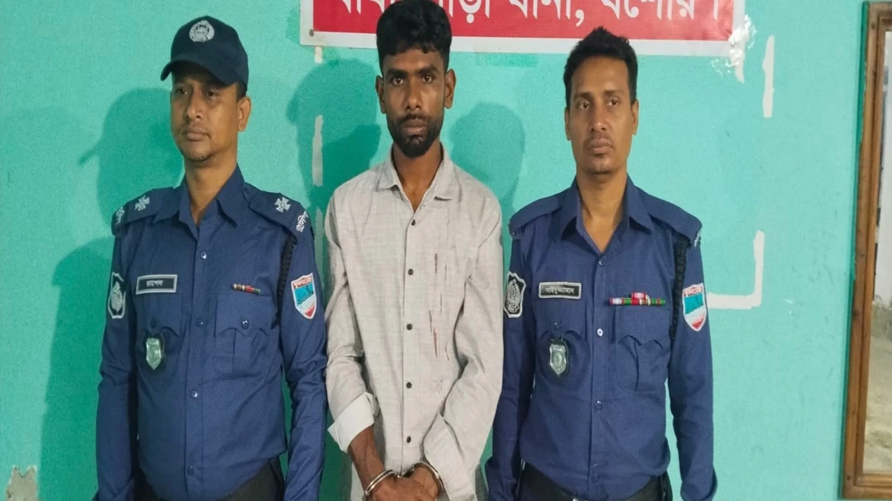 যশোরের বাঘারপাড়ায় ৩,৭০০ টাকার জাল নোটসহ তুরাপ হোসেন আটক