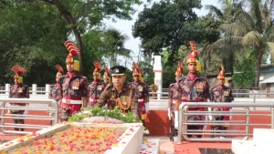 বীরশ্রেষ্ঠ নূর মোহাম্মদ শেখ এর সমাধিতে শ্রদ্ধাঞ্জলী জ্ঞাপন করলো বিজিবি