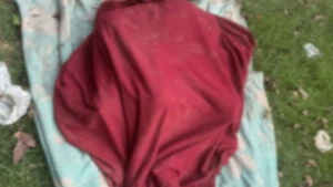 হামিদপুর সরকারী প্রাথমিক বিদ্যালয়ের মাঠ থেকে অজ্ঞাতপরিচয় ব্যক্তির মরদেহ উদ্ধার