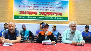 ঠাকুরগাঁওয়ে জাতীয় নারী ক্রিকেটার একা মল্লিকের বসতভিটা দখলের অভিযোগে সংবাদ সম্মেলন