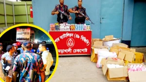 বেনাপোলে এস এ কুরিয়ার সার্ভিসের গাড়ি থেকে বিপুল পরিমাণ অবৈধ ভারতীয় মালামাল আটক
