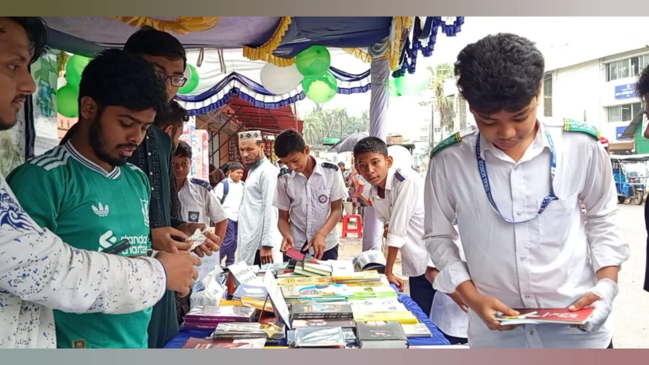 লক্ষ্মীপুরে নববর্ষে শিবিরের প্রকাশনা উৎসব