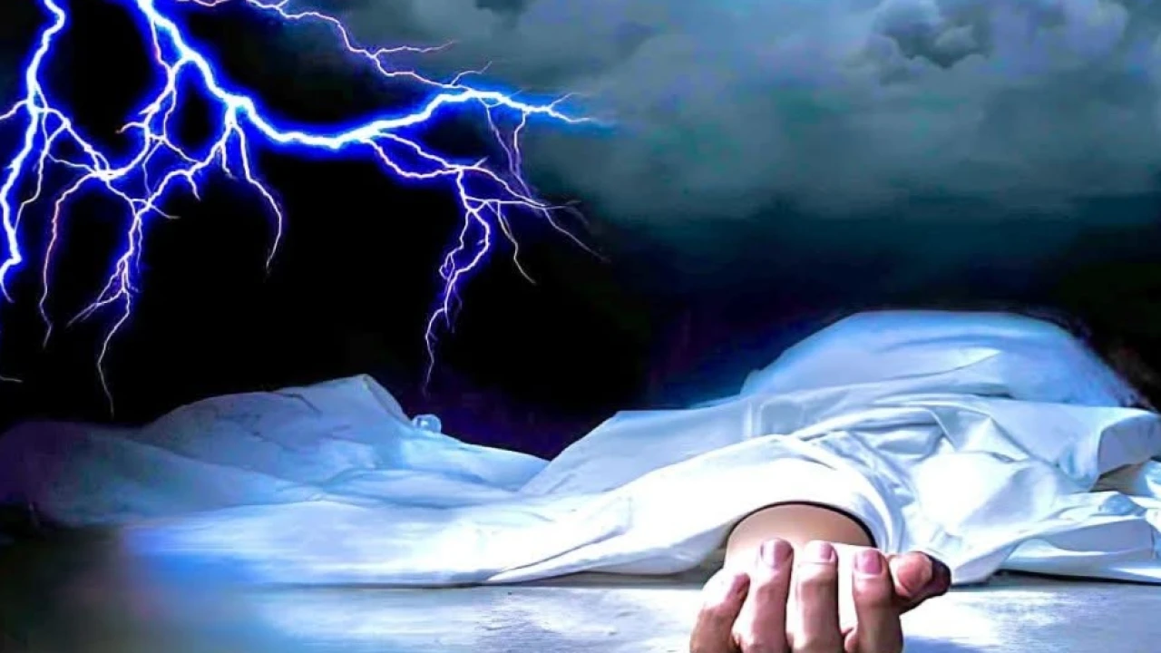 মণিরামপুরে কালবৈশাখীর তাণ্ডব: বজ্রপাতে প্রাণ গেল বৃদ্ধ কৃষকের