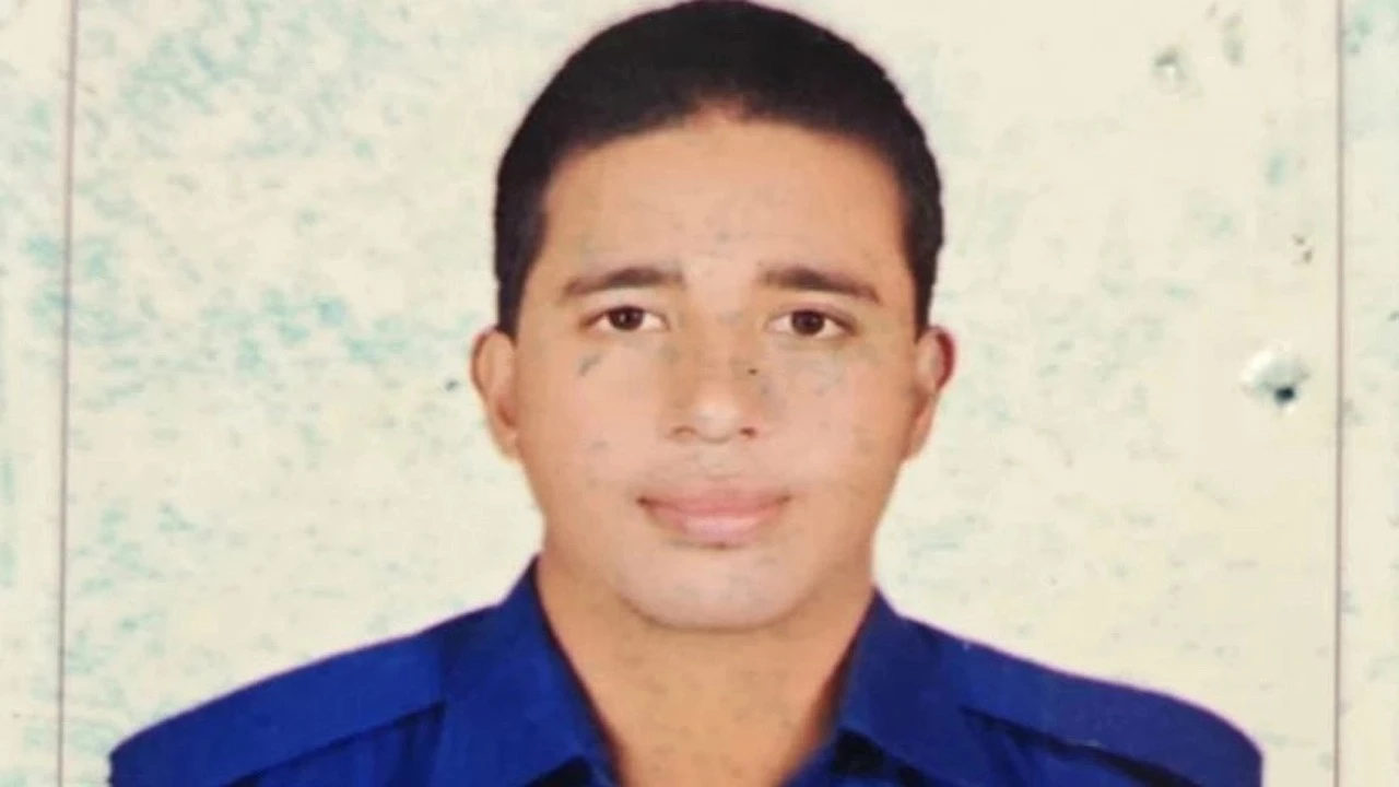 খুলনায় রেলওয়ে পুলিশ লাইনে কনস্টেবলের ‘আত্মহত্যা’