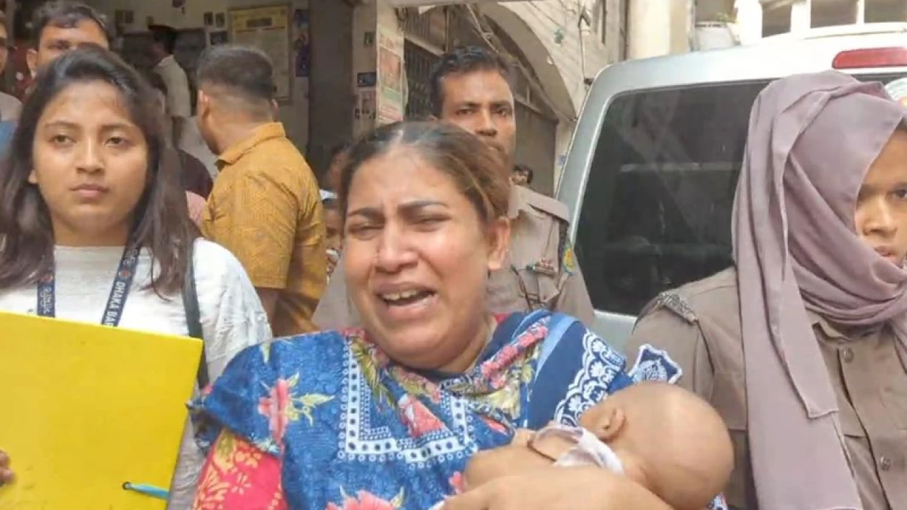 অবশেষে জামিনে মুক্তি পেলেন সেই যুব মহিলা লীগ নেত্রী শিল্পী ও তার অবুঝ শিশু