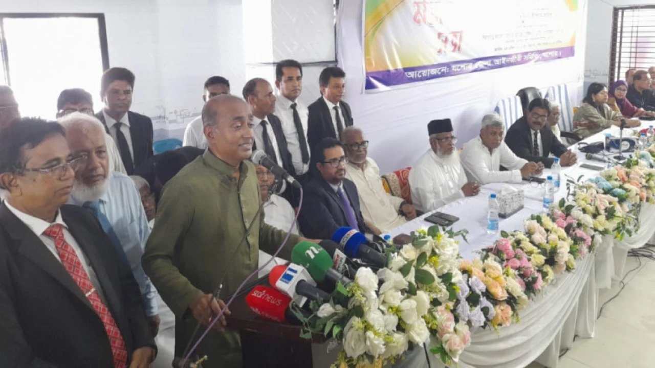 যশোর থেকে বিচার বিভাগ সংস্কারের হুঁশিয়ারি: ‘বিগত সরকারের প্রভাবে স্বকীয়তা হারিয়েছে সুপ্রিম কোর্ট’