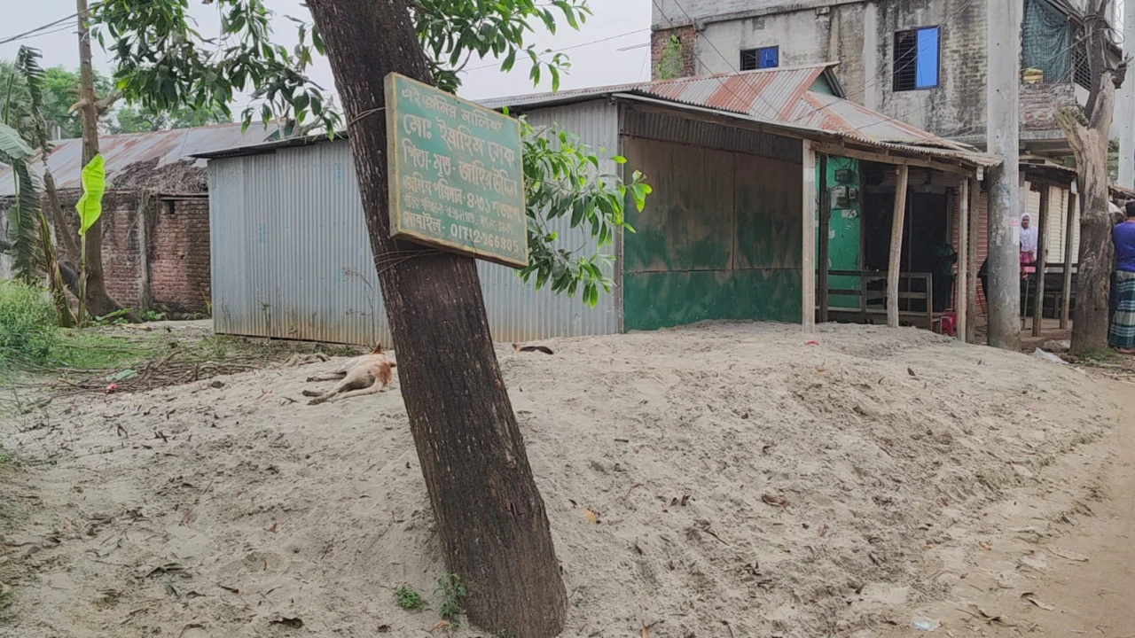 ভালুকায় পৈত্রিক সম্পত্তি নিয়ে বিরোধ, দোকানঘর দখল ও হুমকির অভিযোগ