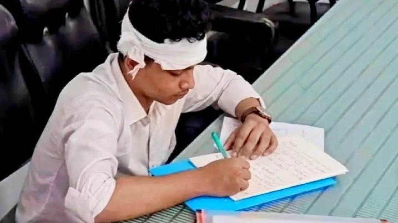 পরীক্ষার হলে সিলিং ফ্যান পড়ে শিক্ষার্থী আহত, চৌমুহনীতে আতঙ্ক