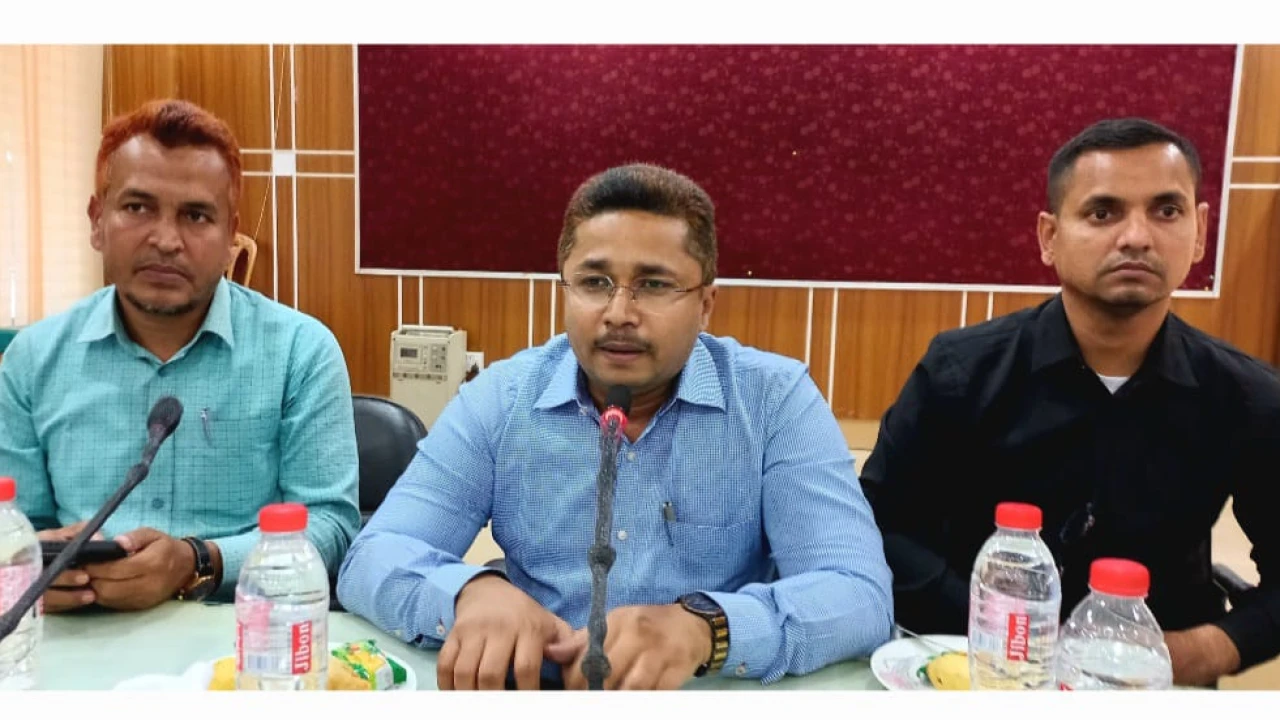 উল্লাপাড়ায় নবাগত ইউএনওর মতবিনিময়