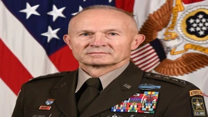 মেয়াদের মাঝপথেই মার্কিন সেনাপ্রধানকে অব্যাহতি