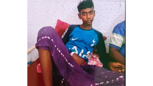 নেশার টাকা না পেয়ে প্রতিবন্ধীর অন্ডকোষে আঘাতের অভিযোগ, মৃত্যুর পথে শাহাজালাল