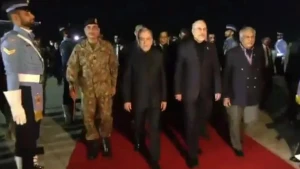 ইসলামাবাদ পৌঁছেছে ইরানের প্রতিনিধি দল