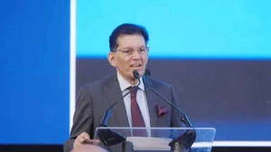 যুদ্ধবিরতি হলেও জ্বালানি সংকট থাকবে : পররাষ্ট্রমন্ত্রী