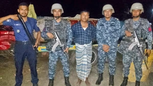 হাতিয়ায় যৌথ অভিযানে ৩ হাজার লিটার অবৈধ ডিজেল জব্দ, আটক ১