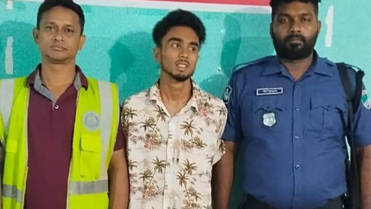 যশোরের খাজুরায় ২০ পিস ইয়াবাসহ আকাশ নামে এক যুবক গ্রেপ্তার