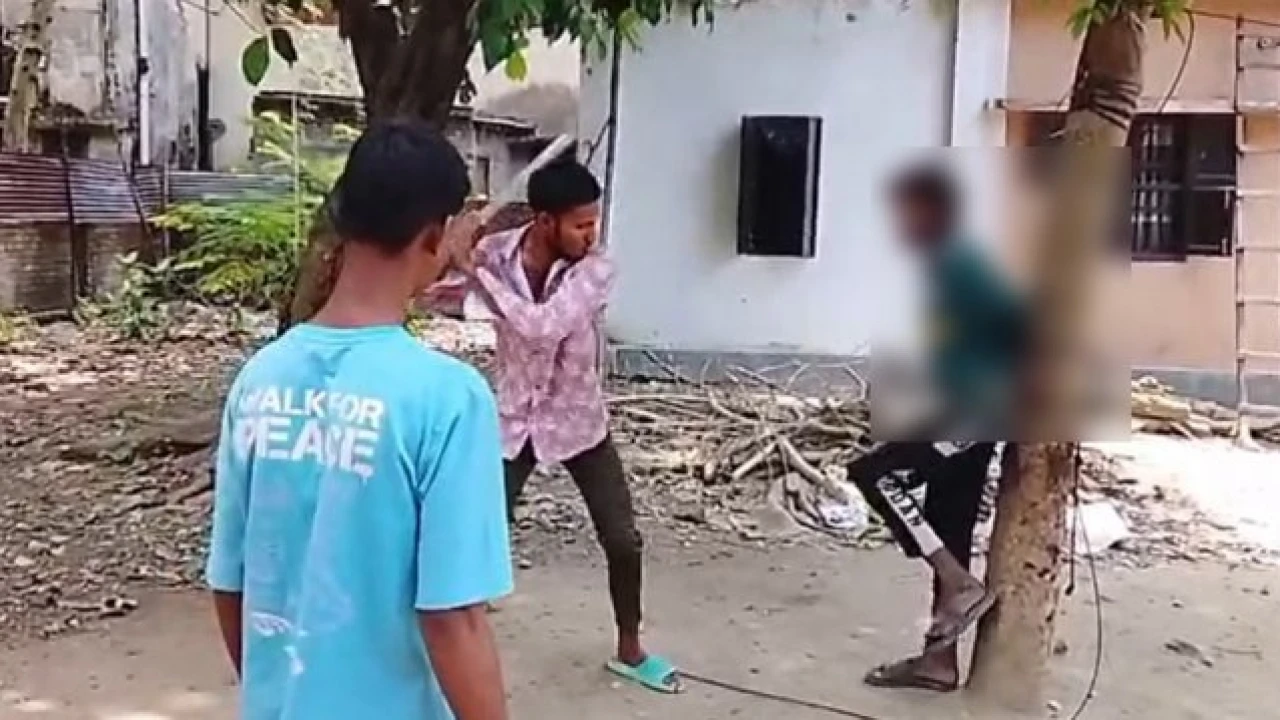 গাছের সাথে বেধে নির্যাতন গ্রেপ্তার ২