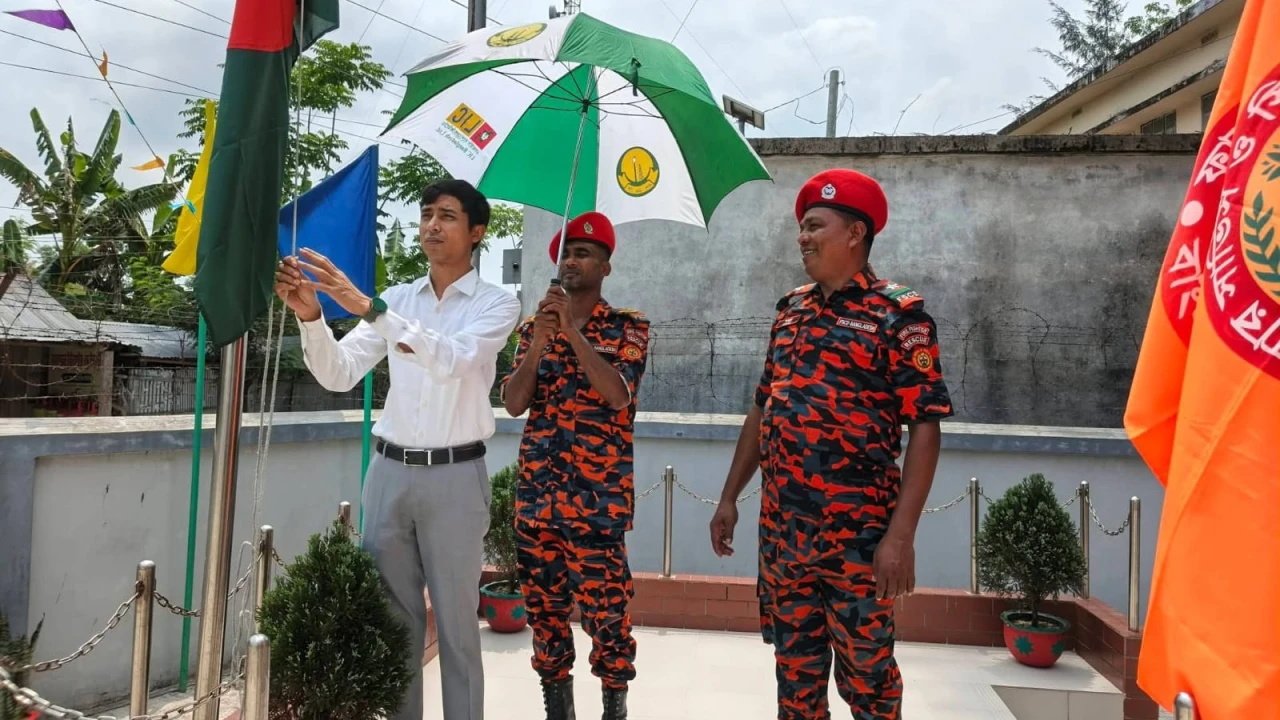 কয়রায় ফায়ার সার্ভিস সপ্তাহ পালন