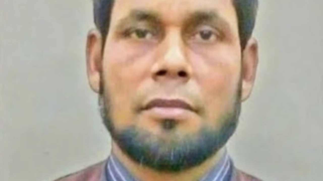 চার মাসে দু’দফা বদলী  কুড়িগ্রাম হাসপাতালে স্বাস্থ্য কর্মচারীর ‘অদৃশ্য শক্তির’ দাপট!