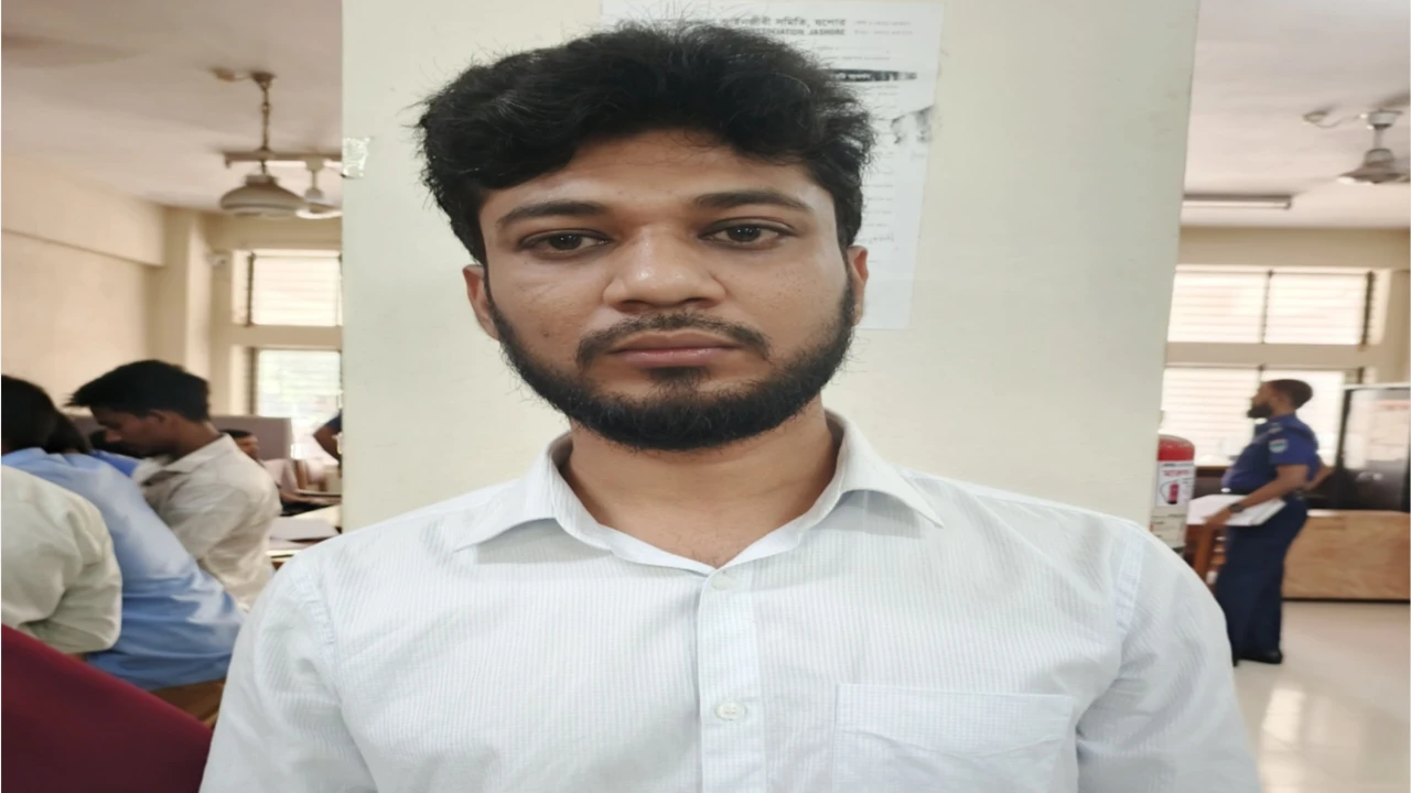 বিশ্বাসের সম্পর্কেই বিশ্বাসঘাতকতা: মণিরামপুরে শ্যালিকা ধর্ষণ মামলায় ডাক্তার রাফসান জানি আটক