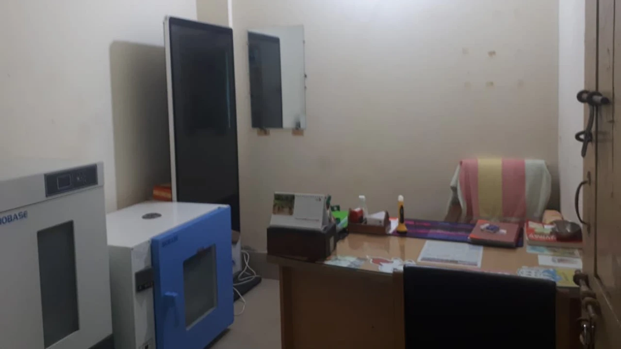 শ্রীমঙ্গলে ডা.জুবায়ের সাংবাদিকের সঙ্গে অসৌজন্যমূলক আচরণে অভিযোগ; তদন্ত কমিটি গঠন