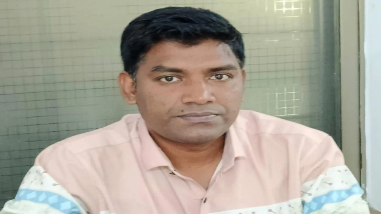 দেশবাসিকে ঈদুল আযহা'র শুভেচ্ছা জানিয়েছেন শ্রমিক নেতা ফরিদুল ইসলাম
