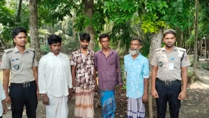সালথায় মাদকের আসর ভেঙে দিল ভ্রাম্যমাণ আদালত, ৪ মাদকসেবীর জেল-জরিমানা