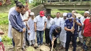 মণিরামপুরে অতি দরিদ্রদের কর্মসংস্থানে মশ্বিমনগর খাল পুনঃখনন কাজের উদ্বোধন