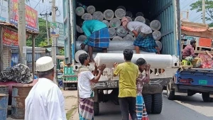 যুবদল নেতার গোডাউনে মিলল চোরাই কাপড়: চট্টগ্রাম থেকে উধাও, নোয়াখালীতে উদ্ধার