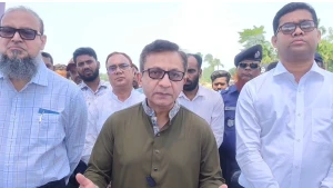 ঠাকুরগাঁওয়ে কর্মসংস্থান সৃষ্টিতে নতুন কলকারখানা ও বিনিয়োগ বাড়ানো হচ্ছে: শিল্পমন্ত্রী খন্দকার আব্দুল মুক্তাদির