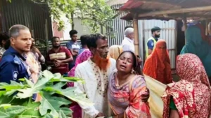 উল্লাপাড়ায় নিজ বাড়ীতে একজন খুন