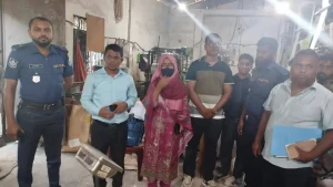 বেগমগঞ্জ বিসিক শিল্পনগরীতে অবৈধ পলিথিন কারখানায় অভিযান, জরিমানা ৮০ হাজার