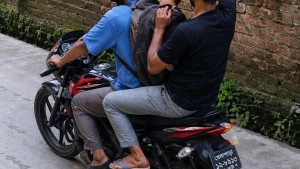 শ্রীমঙ্গলে দিনের আলোয় প্রকাশ্যে ছিনতাই