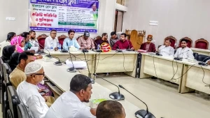 হবিগঞ্জে বাংলাদেশ প্রেসক্লাবের প্রতিষ্ঠাতা সভাপতি ফুল ছাড়া গাছের পরিচয় মিলে না