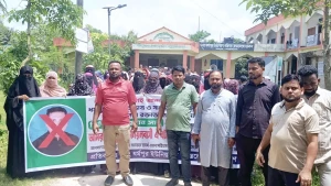 জুলাই আন্দোলনের ঘটনায় অভিযুক্ত চেয়ারম্যানকে অবাঞ্ছিত ঘোষণা, সোনাপুর বাজারে বিক্ষোভ
