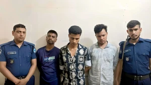 রাঙ্গামাটিতে বিশেষ অভিযানে মাদক কারবারি ও অনলাইন জুয়ারিসহ ৩ জন গ্রেফতার, ইয়াবা উদ্ধার।
