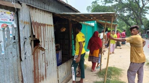 বিএনপি সমর্থকদের বাড়ি দোকানে হামলা ভাঙচুর লুটপাটের অভিযোগ, গ্রেপ্তার ৪