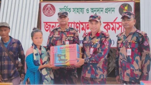 সাজেকে বিভিন্ন শিক্ষা প্রতিষ্ঠানে বিজিবির মানবিক সহায়তা ওশিক্ষা উপহরন  বিতরণ