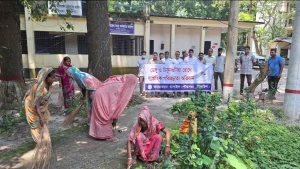 বাসাইলে ডেঙ্গু ও চিকুনগুনিয়া প্রতিরোধে সাপ্তাহিক পরিচ্ছন্নতা অভিযান শুরু