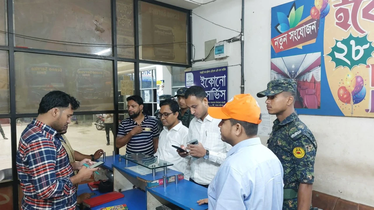 চৌমুহনী পৌর বাস টার্মিনালে বিআরটিএর ভ্রাম্যমাণ আদালত, জরিমানা ৬ হাজার টাকা