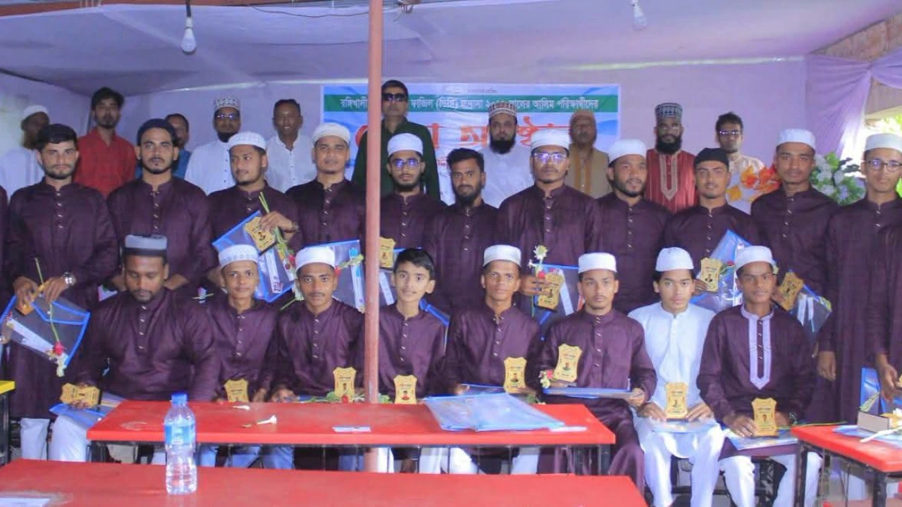 রংগীখালী ফাজিল ডিগ্রি মাদ্রাসায় আলিম পরীক্ষার্থীদের দোয়া অনুষ্ঠান সম্পন্ন