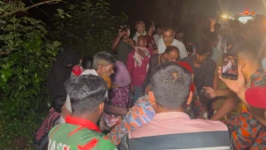 পাবনায় সড়ক দূর্ঘটনায় প্রাণ গেল শিশু ও মোটরসাইকেল আরোহীর