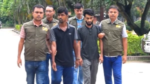 সন্তানের সামনে বাবাকে গুলি করে হত্যায় মামলা, গ্রেপ্তার ৩: প্রধান আসামিরা অধরা