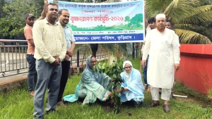 ২৫ কোটি বৃক্ষরোপণ কর্মসূচির অংশ হিসেবে কুড়িগ্রামে বৃক্ষরোপণের উদ্বোধন