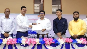শ্রেষ্ঠ ইউএনও’র সম্মাননা পেলেন ঠাকুরগাঁও সদরের খাইরুল ইসলাম